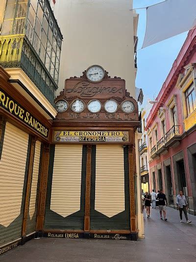 Official Rolex Retailer in Sevilla .